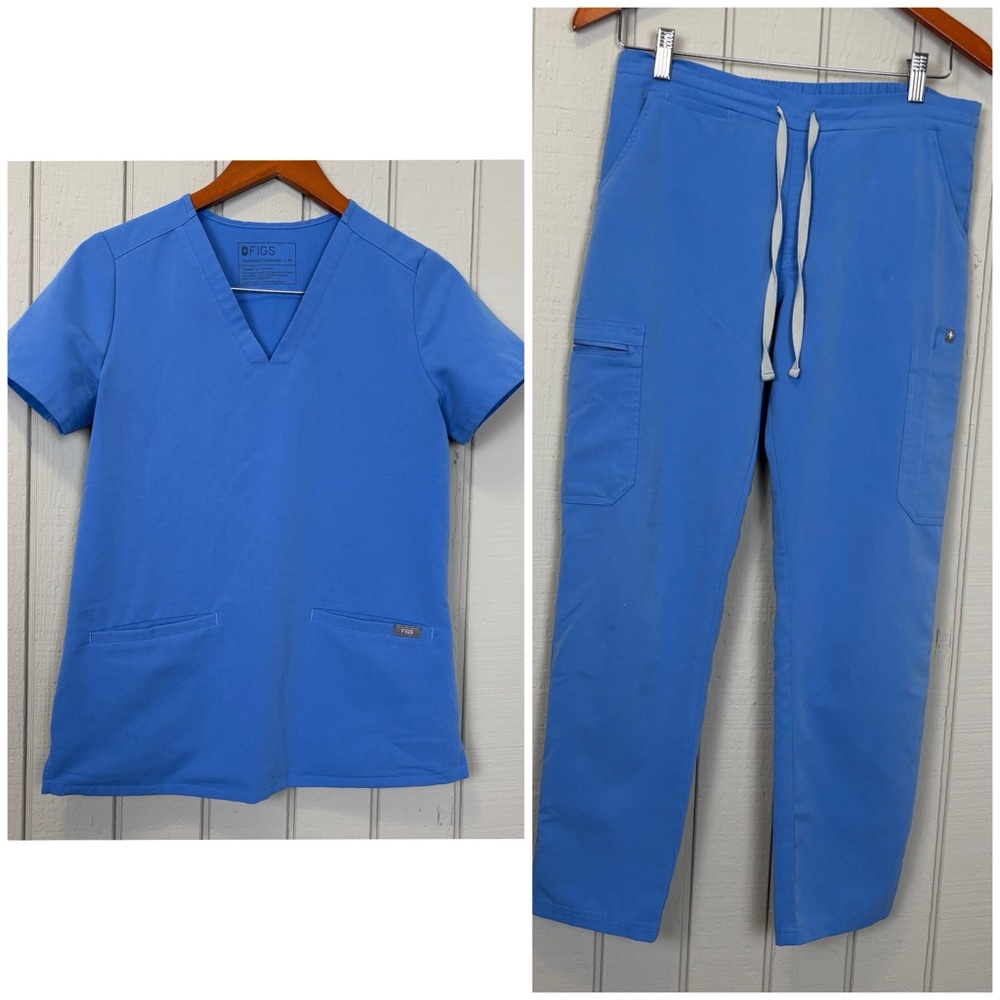 FIGS 2 Piss Suit Womens  Blue with pockets tie waits. Size S